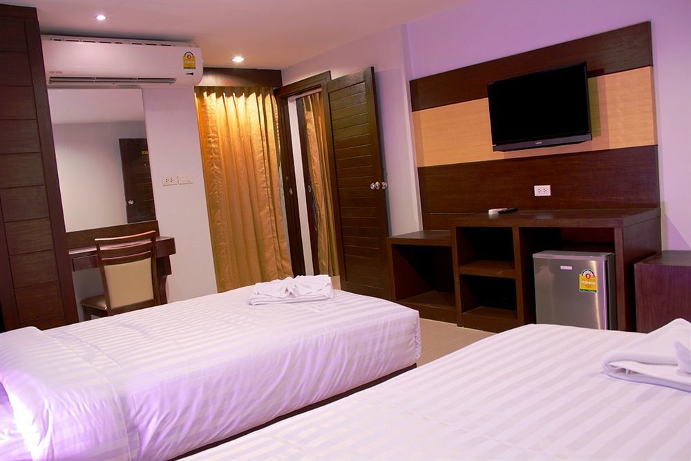 Hotel Oyo 373 Mc Ginger House à Patong Extérieur photo
