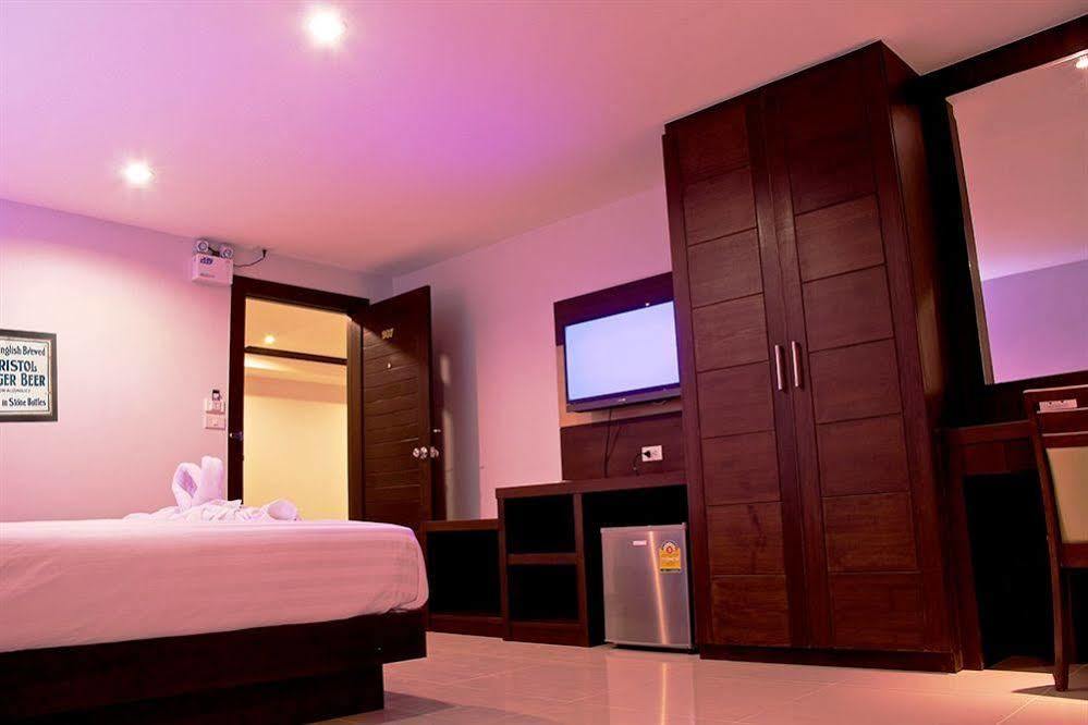 Hotel Oyo 373 Mc Ginger House à Patong Extérieur photo