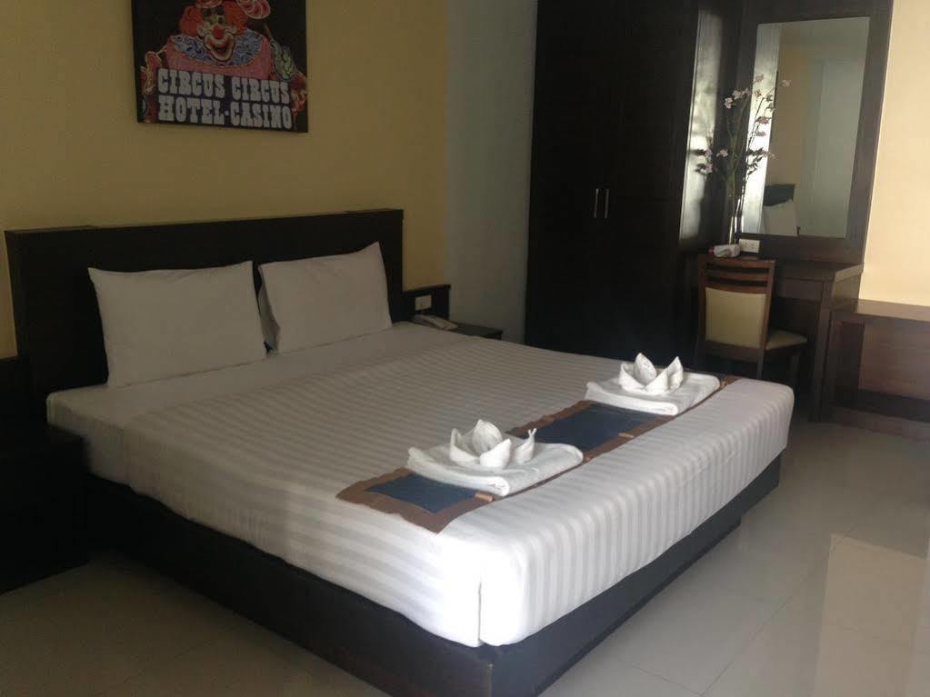 Hotel Oyo 373 Mc Ginger House à Patong Extérieur photo